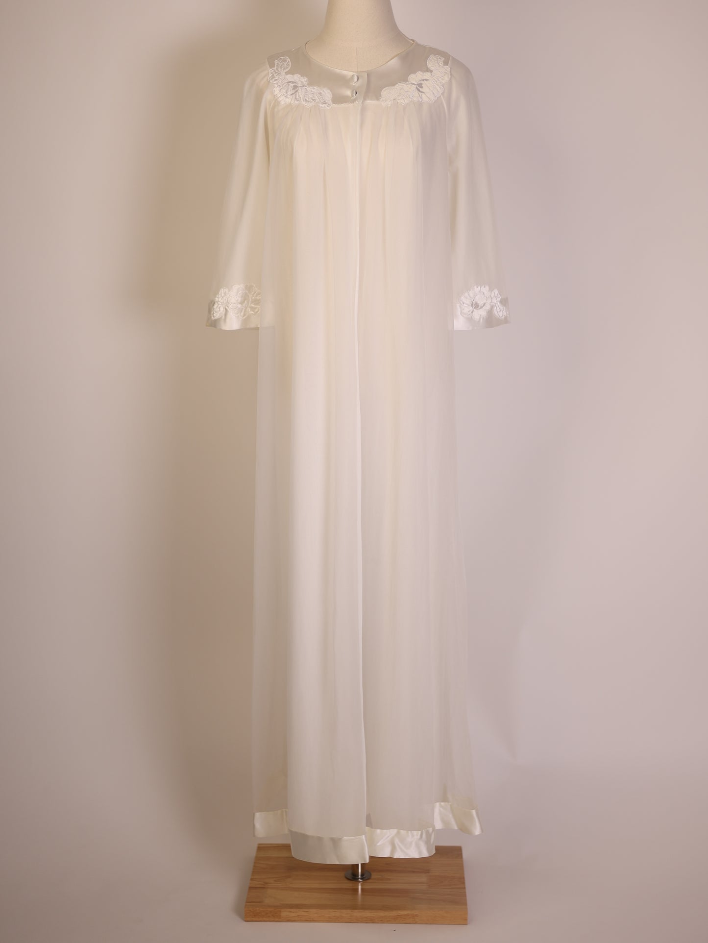 1960s Gossard Artemis Ivory Peignoir Robe