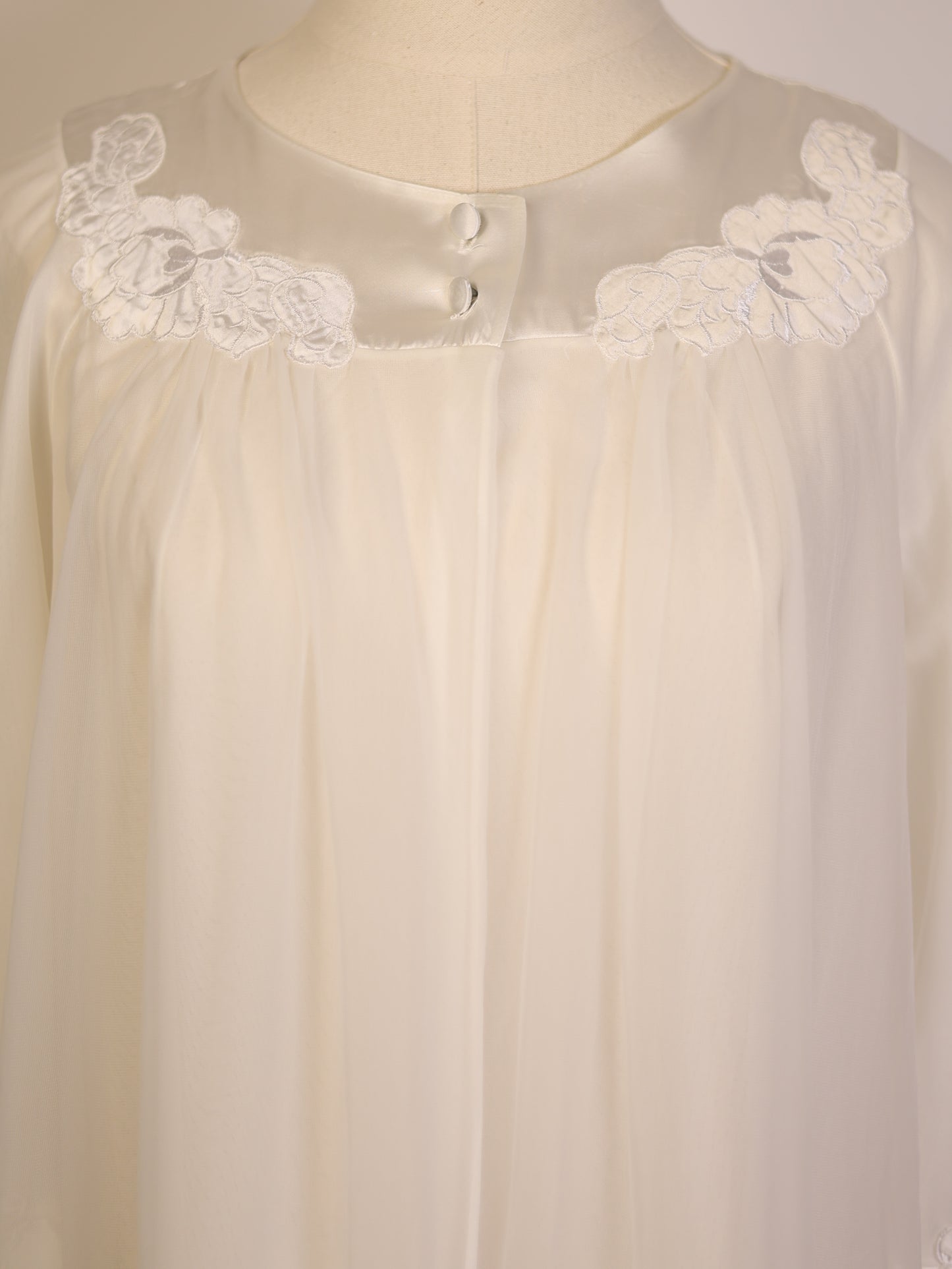 1960s Gossard Artemis Ivory Peignoir Robe
