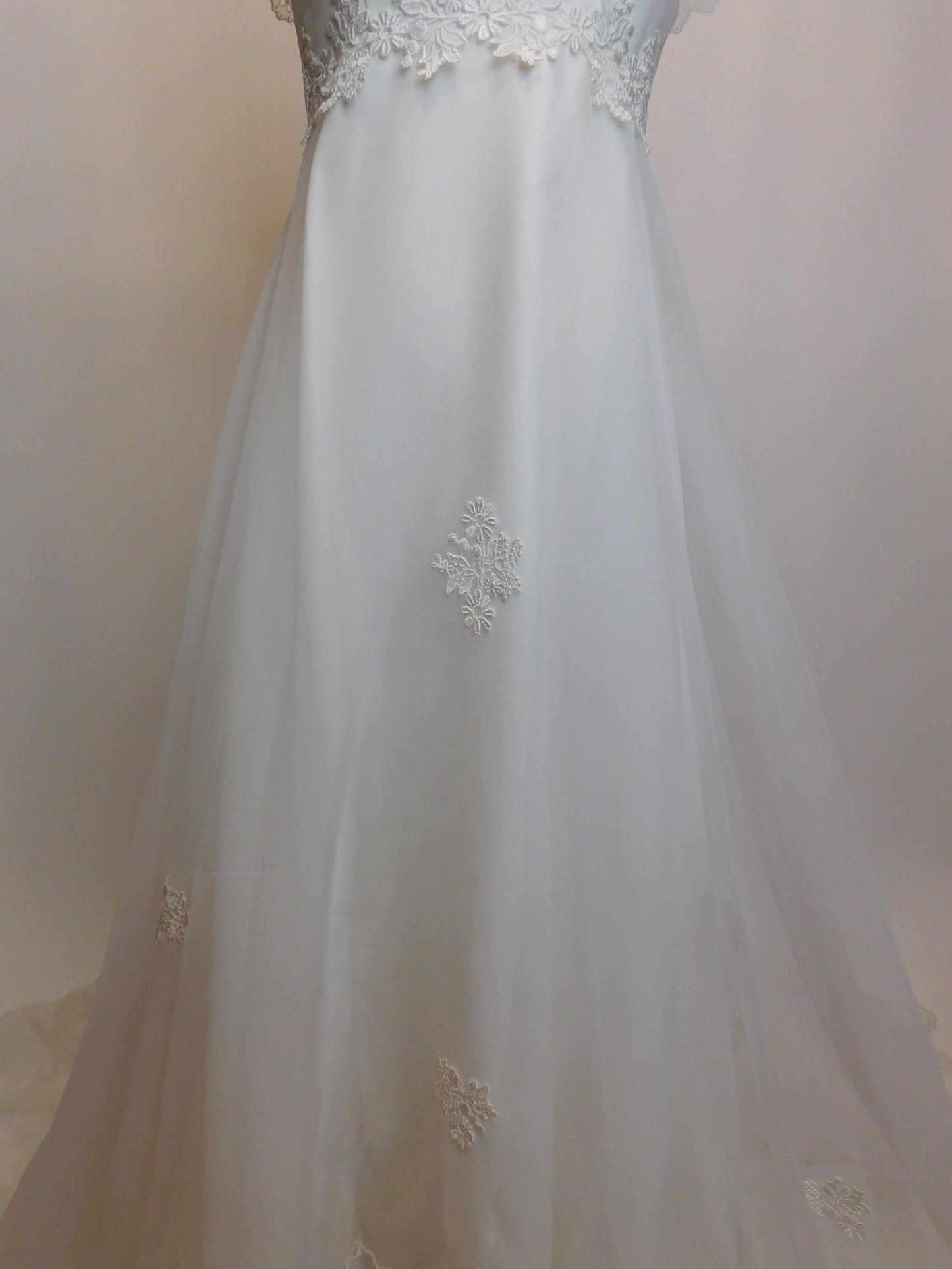 1970s Prairie Style Wedding Dress