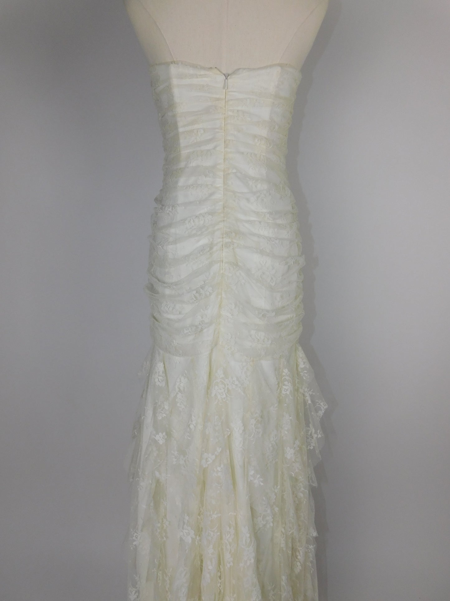 1990s Jessica McClintock Ivory Mermaid Style Wedding Dress