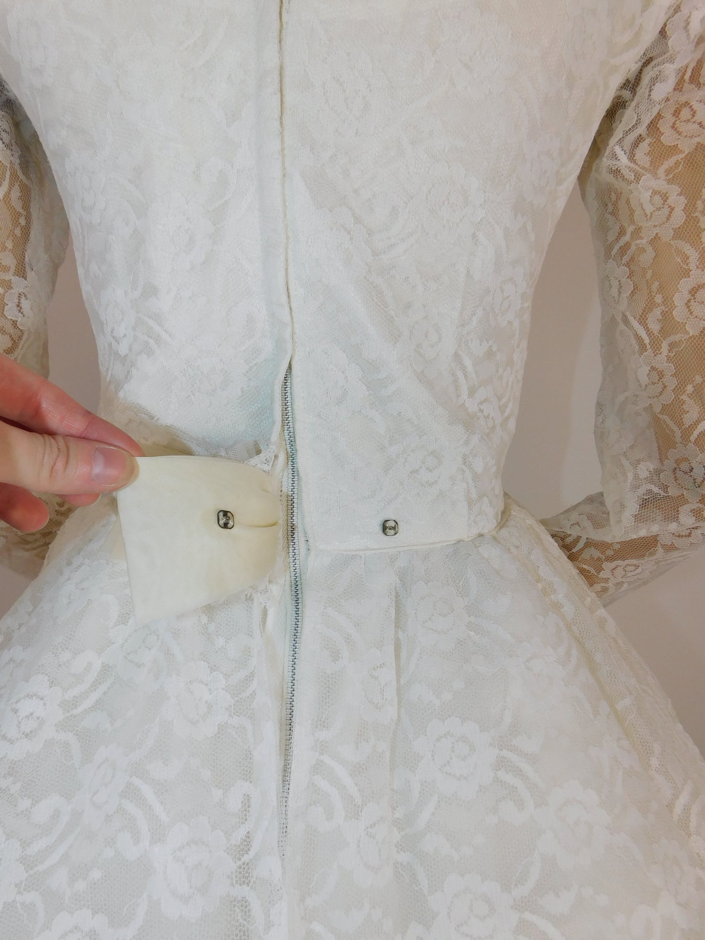 1950s Lace Wedding Dress