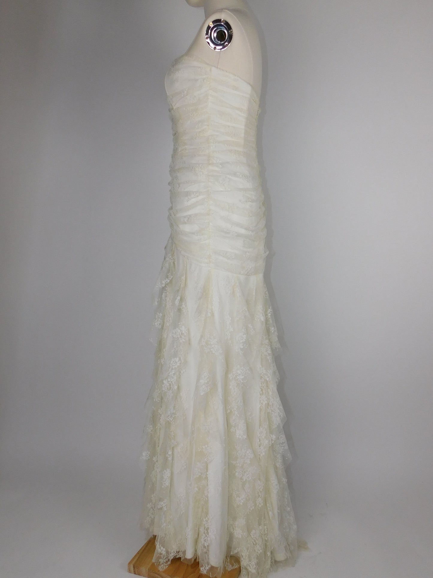 1990s Jessica McClintock Ivory Mermaid Style Wedding Dress
