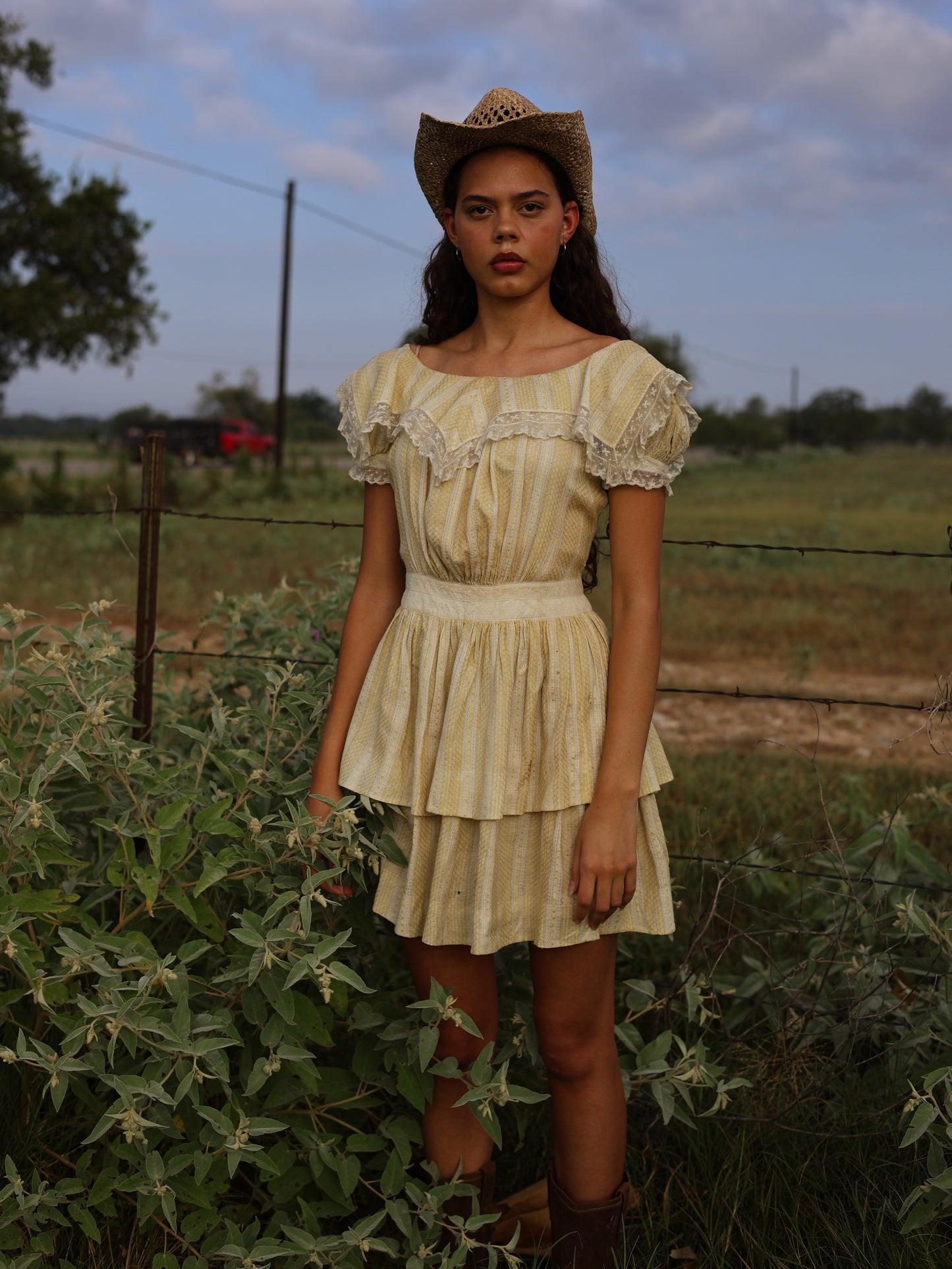 1970s Linen Prairie Revival Dress Edwardian Inspired Yellow Lace Ruffle Puff Sleeve