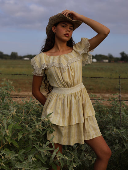 1970s Linen Prairie Revival Dress Edwardian Inspired Yellow Lace Ruffle Puff Sleeve