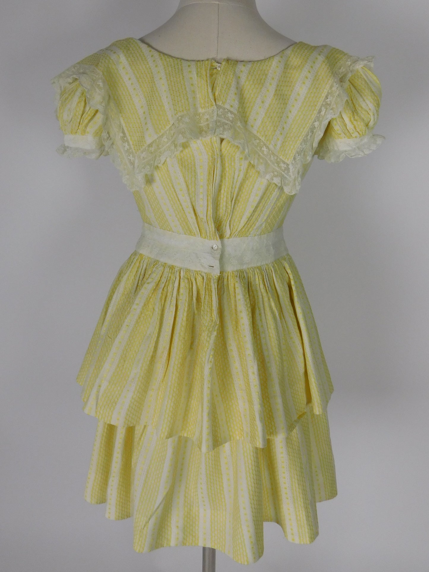 1970s Linen Prairie Revival Dress Edwardian Inspired Yellow Lace Ruffle Puff Sleeve