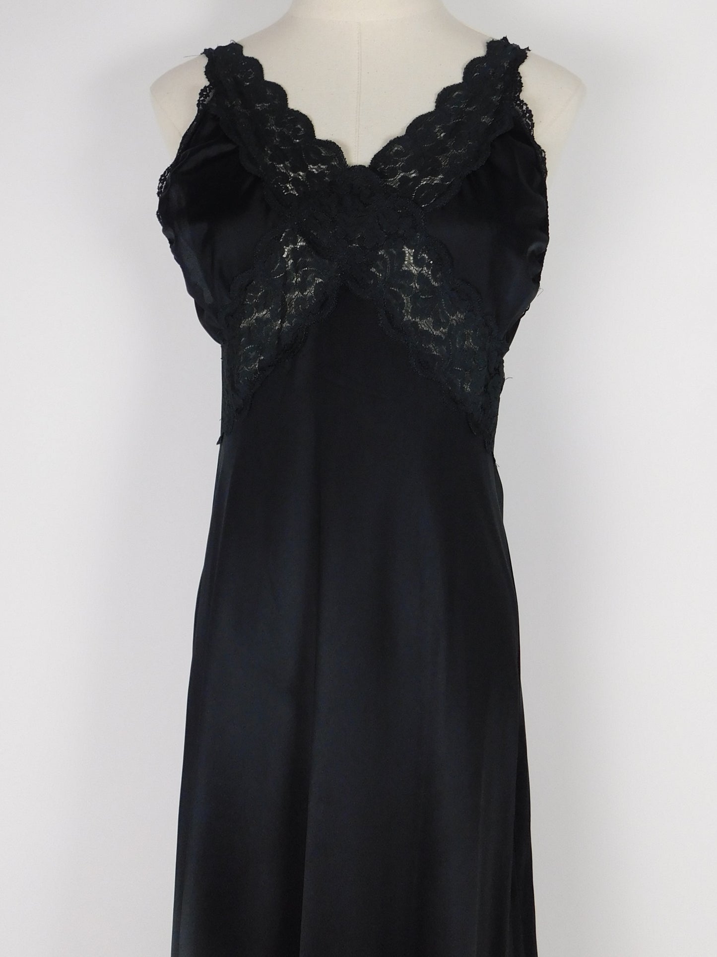 Vintage Aristocrat Black Lace Slip Dress Gothic Nightgown
