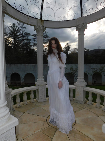 1970s Wedding Dress