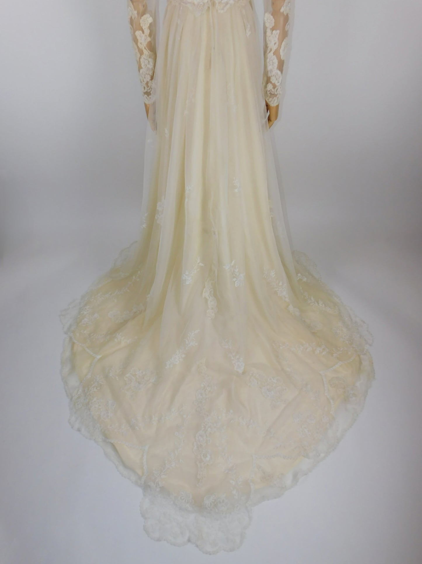 1960s Ivory Wedding Dress