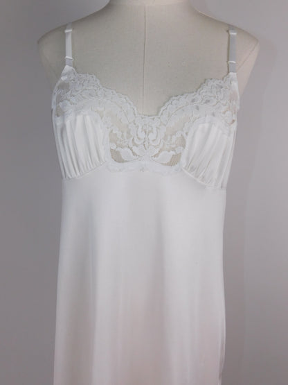 90s Vassarette Slip