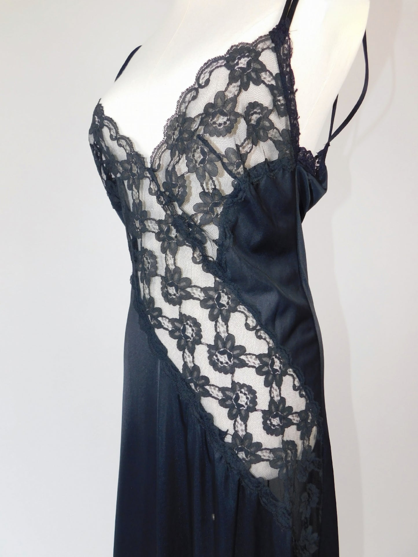 Old Hollywood Silky Nylon & Lace Nightgown