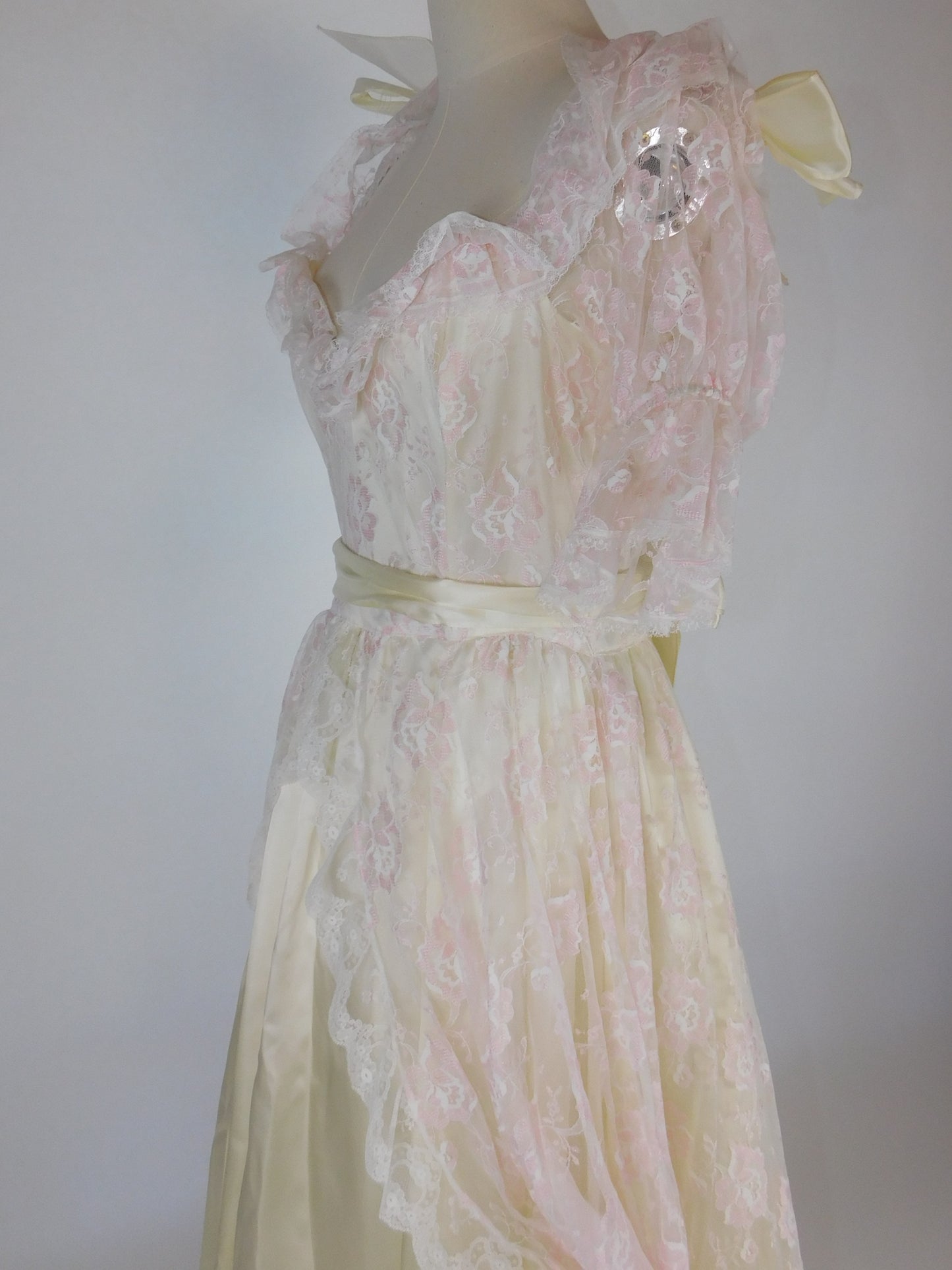 1980s Gunne Sax Southern Belle Style Dress