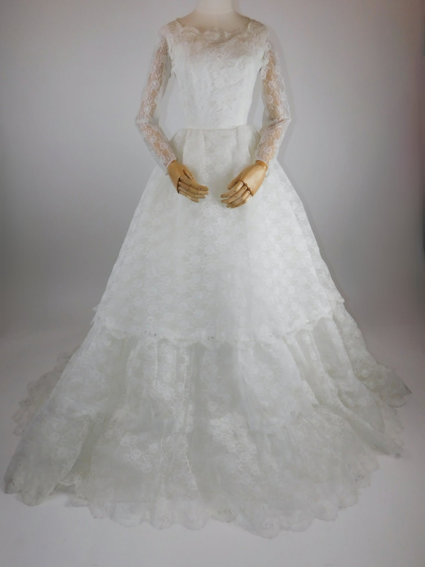 1950s Lace Wedding Dress