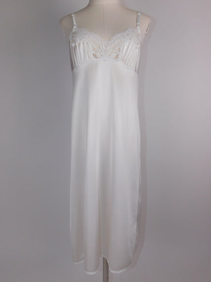 90s Vassarette Slip