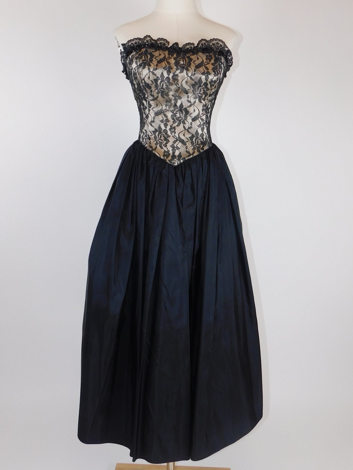 1980s Gunne Sax Jessica McClintock Strapless Gown