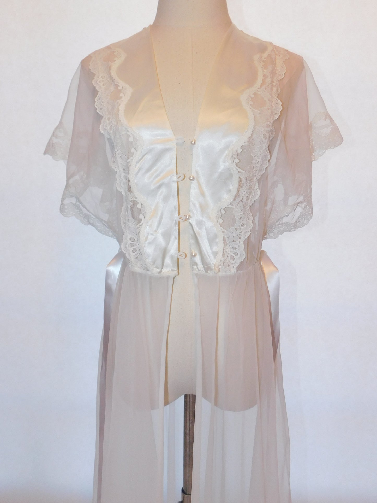 Vintage Val Mode Sheer Chiffon Peignoir