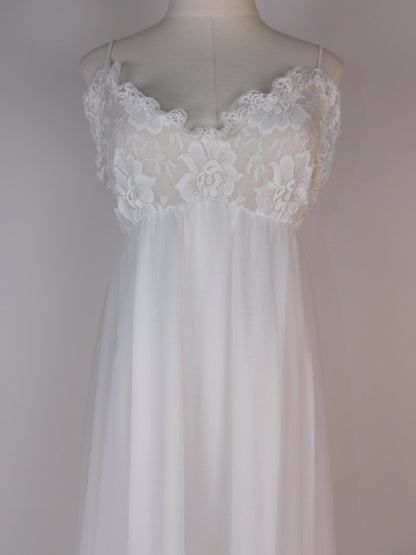 Vintage 1970s Bridal Peignoir Set in Sheer Chiffon and Lace with Removable Robe