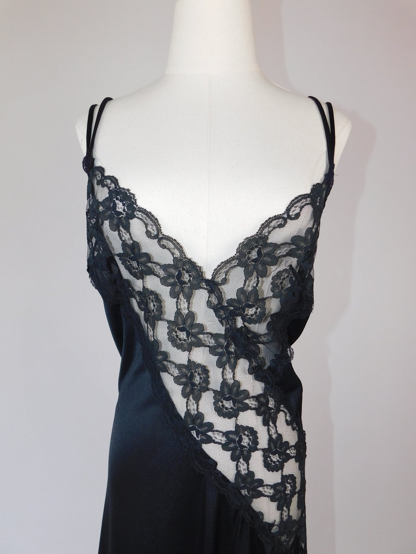 Old Hollywood Silky Nylon & Lace Nightgown