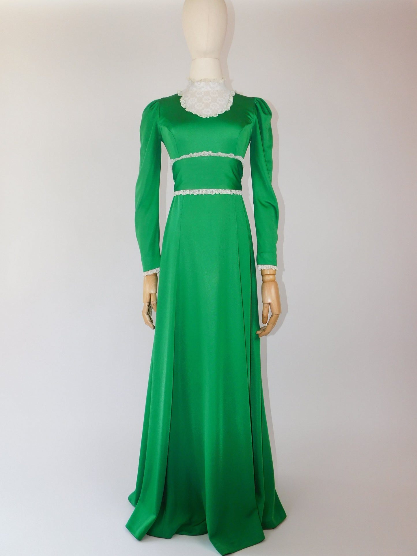 1970s Emerald Green Maxi Prairie Dress with Cream Lace Bib